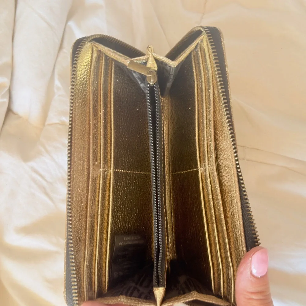 Kurt Geiger Zip Around Wallet Womens OS Gold Good Quilted Metallic Leather Luxe